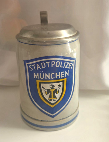 Bierkrug mit zinndeckel - bierkrug,