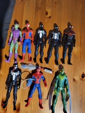 Hasbro Marvel Figuren 30cm, Set Spiderman, Venom und Co.