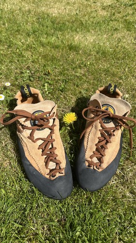 Sportiva mythos eu - la, 43,5
