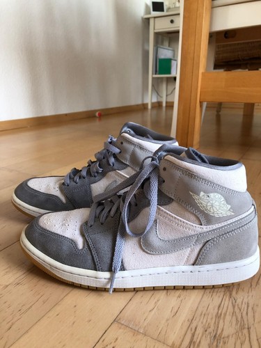 Nike air jordan mid - 1, coconut