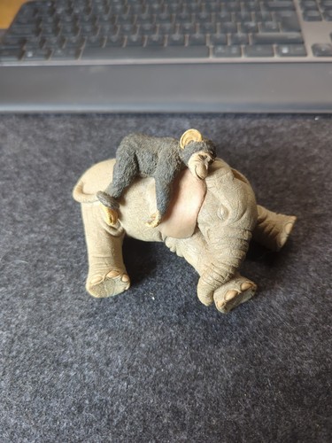 Tuskers unbekanntes modell - tuskers,
