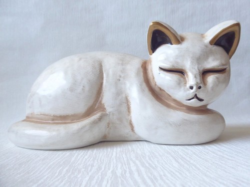 Katze aus keramik - aus,