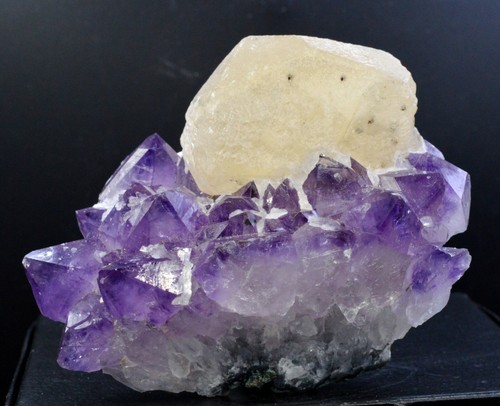 Amethyst calcit 687 - -,
