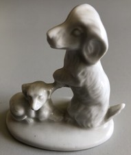 Zwei Hunde - Wilhelm Rittirsch - Küps - Porzellan - Handarbeit