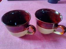 2 Teetassen Keramik gebraucht,wie Neu