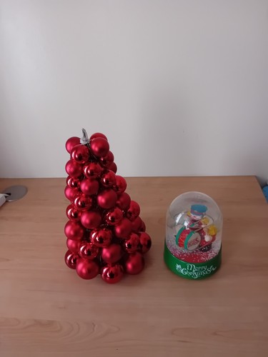 Rote kugel schreibtisch - kugel,
