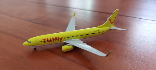 Flugzeugmodell boeing 737 800 - flugzeugmodell,