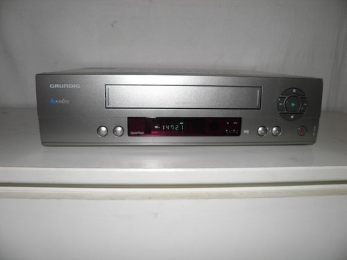 Grundig video recorder 1010 - gv,