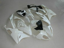 Unlackierte Vollverkleidung