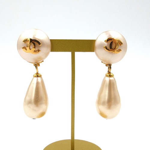 Chanel faux pearl teardrop - pearl,