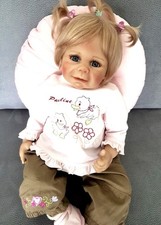 Pauline von Monika Levenig