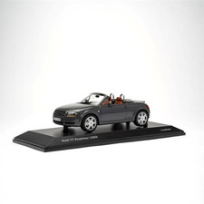 Audi TT Roadster Modellauto Miniatur 1:18 Nimbusgrau Minichamps