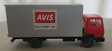 Mercedes LKW von Wiking mit AVIS Autovermietung Logo / Berlin W