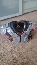 Shoulderpad Schutt Varsity XV HD Skill inkl. Backplate Größe S