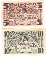 2 banknotes emergency money