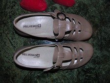 1 Paar Damenschuhe, HELVESKO
