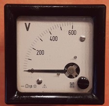 Voltmeter 600V altes
