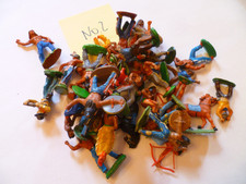 für Bastler über 30 alte DDR Indianer Cowboys Pferde Spielzeug Sammlung Konvolut