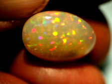 Äthiopischer Welo  Opal,, Pin Fire , cab.  5,8 ct. ( 407 )