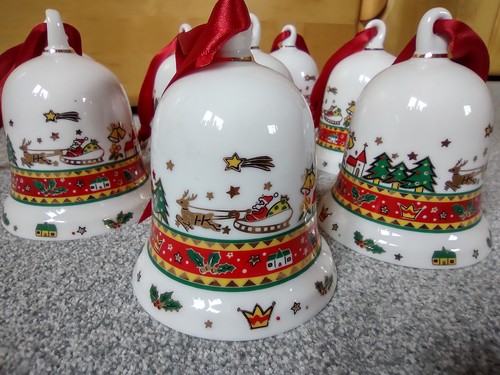 Weihnachtsgeschirr