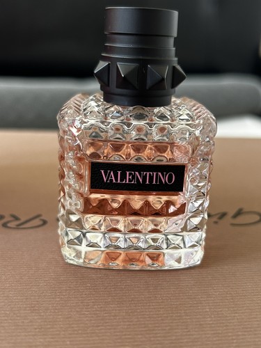 Valentino donna born - valentino, in