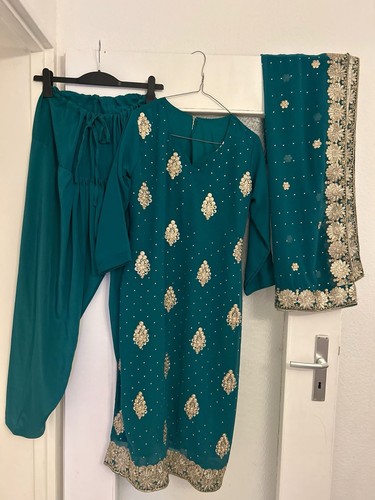 Traditioneller indischer sari - traditioneller,