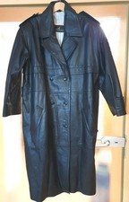 Langer,  schwerer Echt-Leder Mantel ähnlich wie Matrix / Wehrmacht  Größe 42