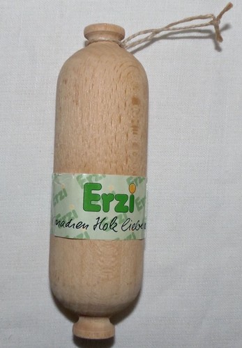 Holzwurst erzi - holzwurst,