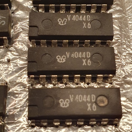 V4044d cd4044be cmos - 3x,