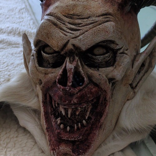 Perchtenmaske