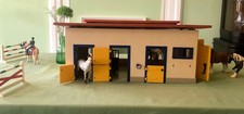 Schleich-Pferdestall  (Holz)