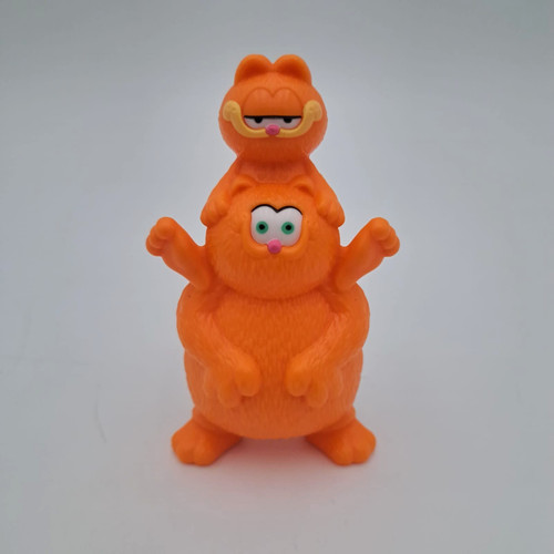 Garfield vic the - &,