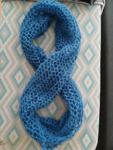 Selbstgestrickter schal - selbstgestrickter,