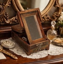 SCHMUCKSCHATULLE MIT SPIEGEL