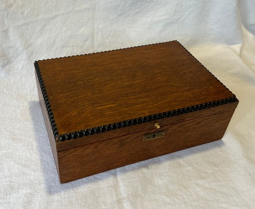 Vintage holzkiste aus eiche - vintage,