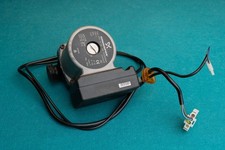 Grundfos UPER 15-60 130 Zirkulationspumpe Heizung De Dietrich Pumpe