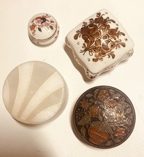 Konvolut 4 Antike Pillendosen