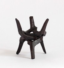 Straußenei-Ständer Tripod