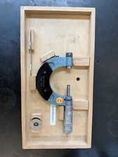 Mikrometer 25 - 50 mm Bügelmessschraube - Händler - gebraucht