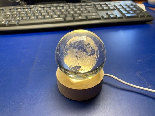 Glas weltkugel mit usb - glas,
