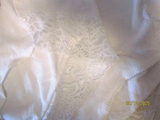 2  NEUE THEA PLUS  SCHLÜPFER WEISS MIT SPITZE  GR 44/ 46