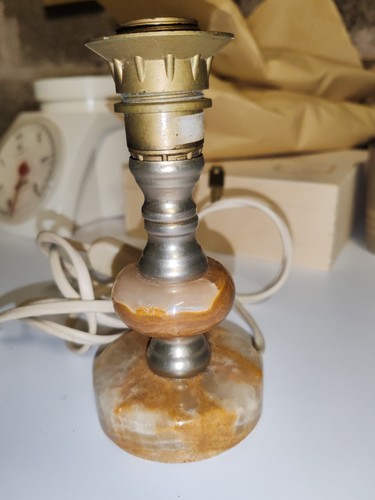 Vintage tischlampe aus - aus, /
