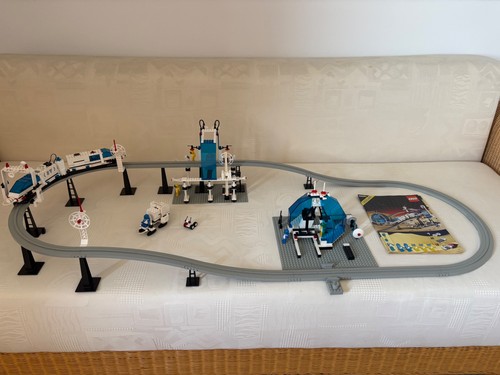 Lego monorail transport - monorail,