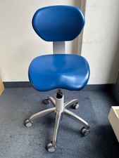 Arbeitssessel Arbeitsstuhl Hocker Sattelhocker Zahnarzt Praxis dkl-blau Kavo