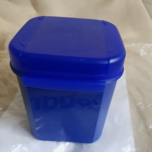 Tupperware hoher