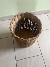 Antiker Stabiler Papierkorb, Übertopf, Flechtkorb,Mülleimer,Holzboden