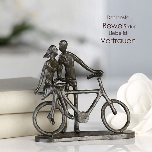 Skulptur paar auf fahrrad - paar,