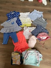 Babykleidung Paket Konvolut 25 Teile Mädchen 62/68 Sommer Bodys Kleid Strampler