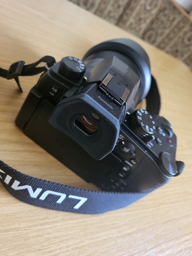Panasonic fz1000 ii - panasonic,