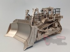 DCM - 85252 - CAT D11 T Raupe